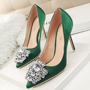 Satin green Stiletto heels 3.9 inches size 7.5 Rhinestone